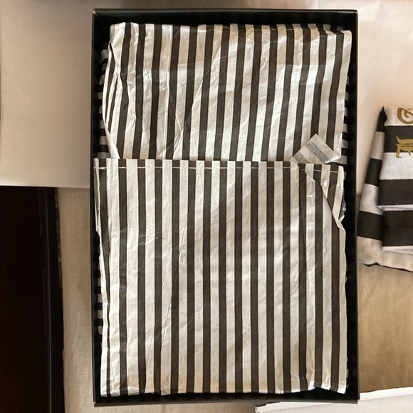 NIB L.A.M.B. Gwen Stefani Leather peep toe heels 10M Gorgeous! - Picture 12 of 16